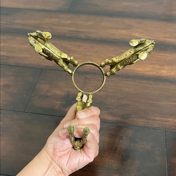 Vintage Mid Century Brass 3 Reindeer Pillar Candle Holder - Picture 3 of 12